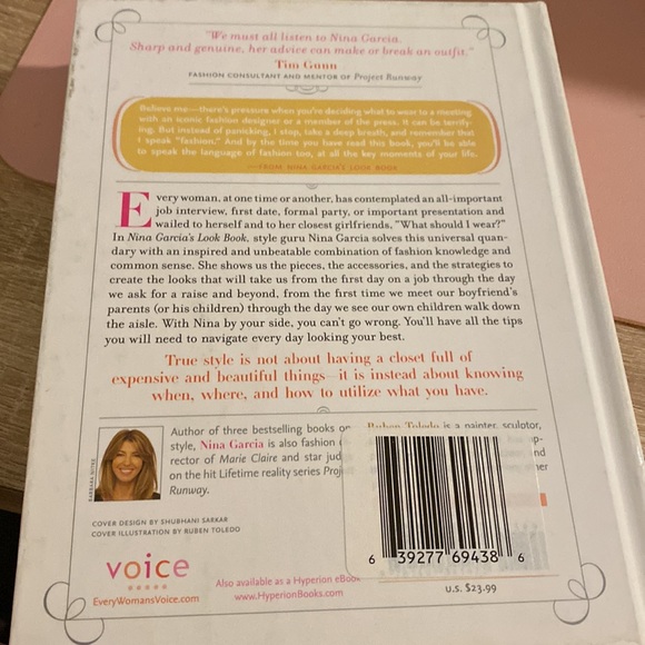 Bundle of 2 hardbacks - Picture 5 of 8